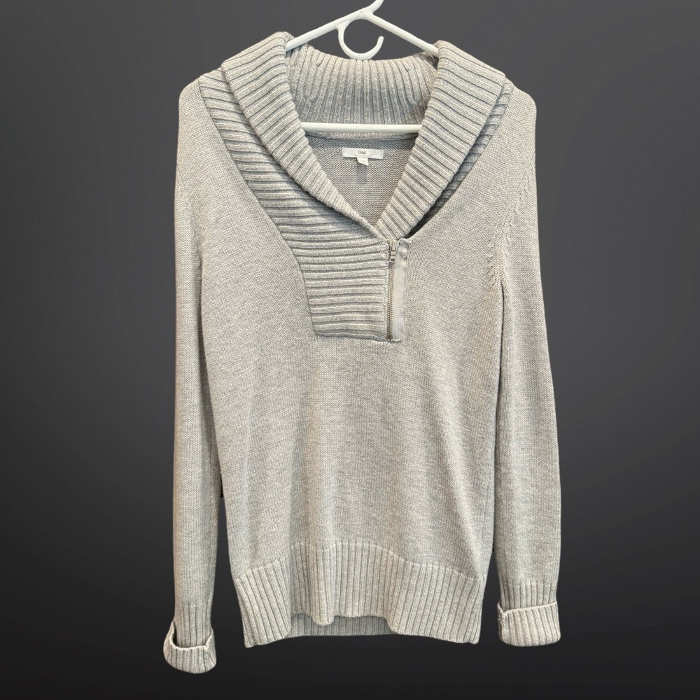 Gap Sweater, Gray, Size Small